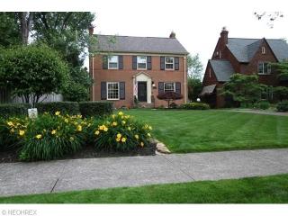 17323 Daleview Dr, Cleveland, OH 44107-5307