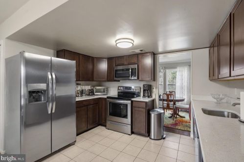 17404 Rocky Gorge Ct, Silver Spring MD 20905-5123 exterior