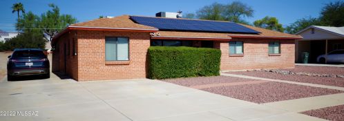 6325 Julia St, Tucson, AZ 85710-4640