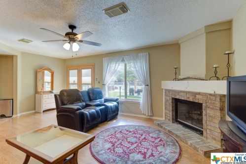 32070 Jay Bird Ln, Spring Branch TX exterior