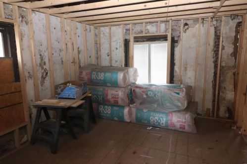 2356 Michigan Ave, Saint Louis MO 63104-1710 exterior