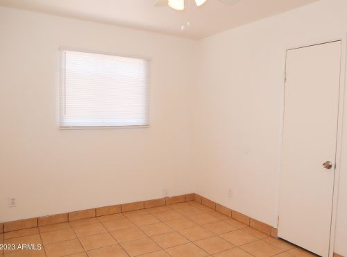 5237 14 Ave, Phoenix AZ 85041-8726 exterior