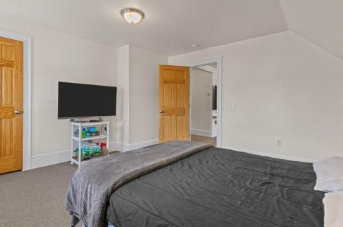 246 Smith St, Providence RI 02911-3307 exterior