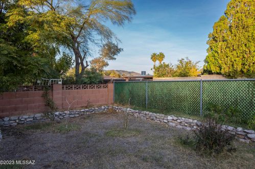 960 Evelyn Ave, Tucson AZ  85710-2641 exterior