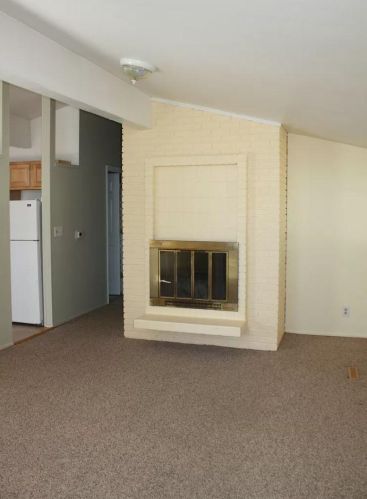 1705 Diamond Ave, Grand Rapids MI 49505-4868 exterior