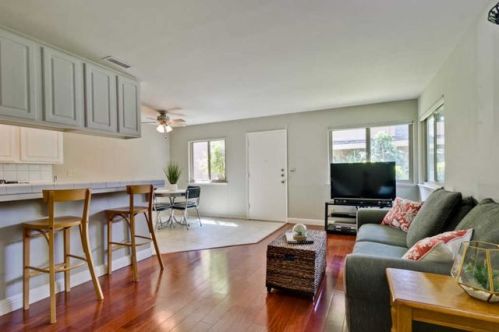 4250 Diamond St, Capitola, CA 95010-3059