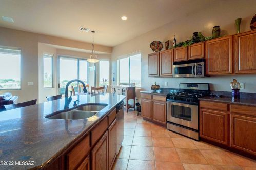 2164 Calle Casas Lindas, Green Valley AZ 85622-8041 exterior