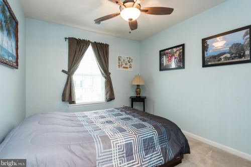 933 Hopkins Cor, Glen Burnie MD 21060-8452 exterior