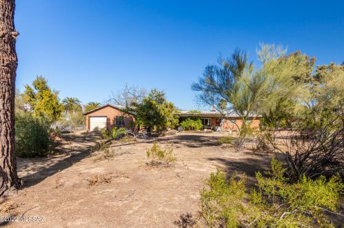 5252 18th St, Tucson AZ 85719-6760 exterior