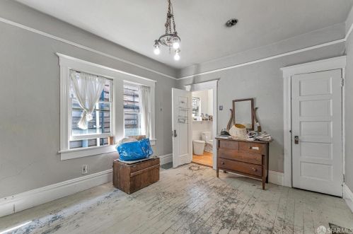 1917 Oregon St, Berkeley CA 94705-1114 exterior