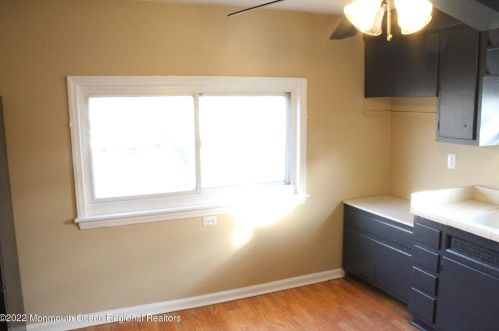 309 Hawthorne Ave, Point Pleasant Beach NJ 08742-2540 exterior