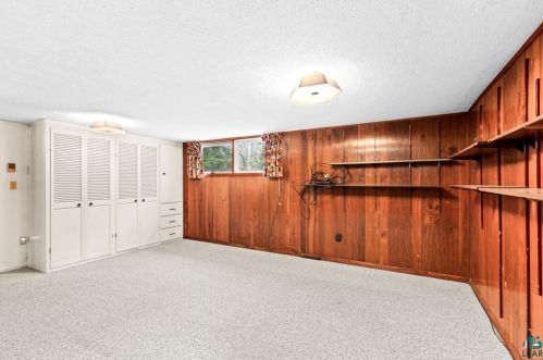 808 Arrowhead Rd, Duluth MN 55811-2207 exterior