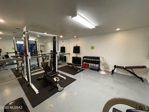 5373 Paseo De La Terraza, Tucson AZ 85750-6405 exterior