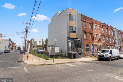 1763 27th St, Philadelphia, PA 19121-2824