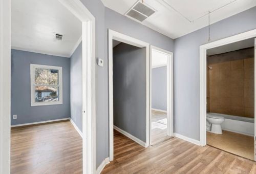 501 Aberdeen Dr, Atlanta GA 30328-4207 exterior