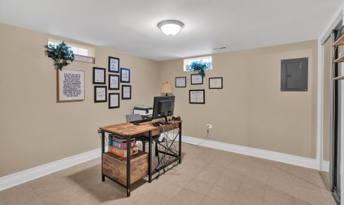 9152 Un Ave, Chicago IL 60609-5235 exterior