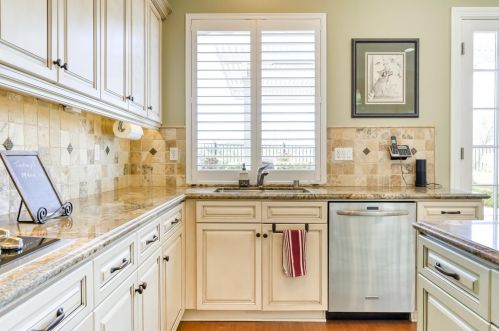 4054 Borders Dr, Folsom CA 95762-5415 exterior