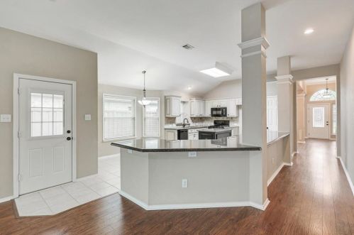 10703 Wild Oak Dr, Frisco TX 75035-8575 exterior