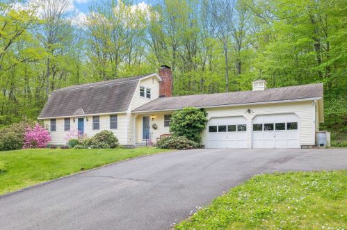 22 Rocky Point Dr, Concord, NH 03304-4112