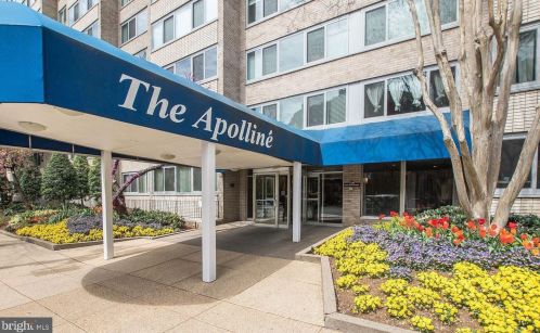 1330 New Hampshire Ave, Washington DC  20036-6350 exterior