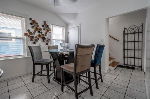 270 Indiana Ave, Providence RI  02905-2823 exterior