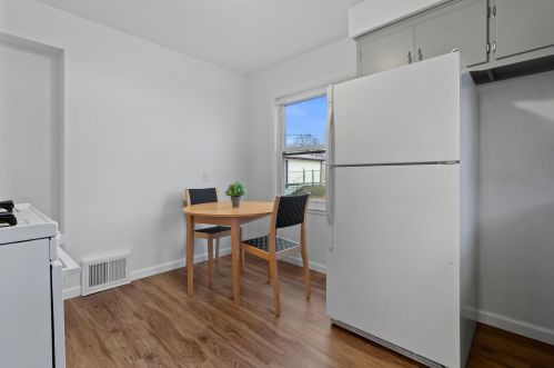 3816 51, Milwaukee WI 53220-2022 exterior