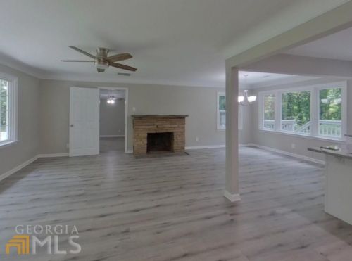 2480 County Line Rd, Atlanta GA  30331-6545 exterior