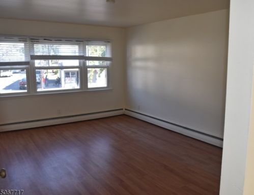 215 Orange Ave, Irvington NJ  07111-2139 exterior