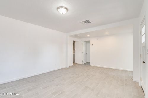 227 24 St, Tucson AZ 85713-1645 exterior