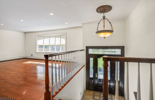 44 Peniston Ave, East Hanover NJ  07936-3060 exterior