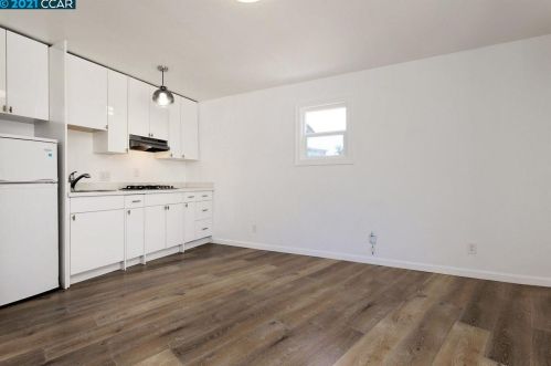 1350 Blake St, Berkeley CA 94703-1934 exterior