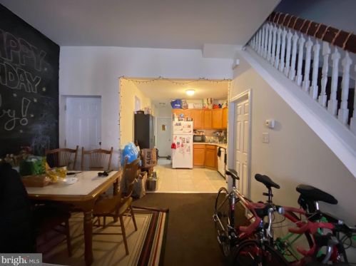 2016 Carlisle St, Philadelphia PA  19121-2307 exterior