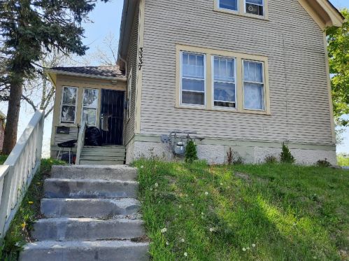 3337 6th St, Milwaukee, WI 53215-5101
