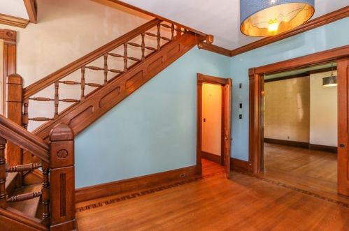 95 Dartmouth St, Springfield MA 01109-3909 exterior