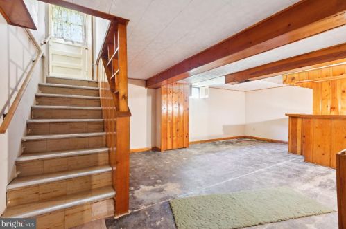 1208 Ruatan St, Silver Spring MD 20903-3321 exterior