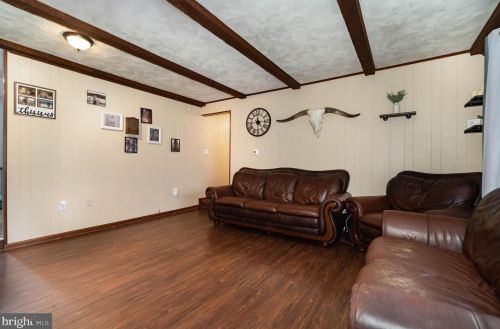 758 Bankert Rd, Hanover PA  17331-9352 exterior