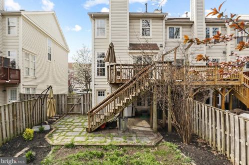 3809 Elbert Ave, Alexandria VA 22305-2042 exterior