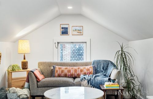 1040 Innes St, Grand Rapids MI 49503-3660 exterior