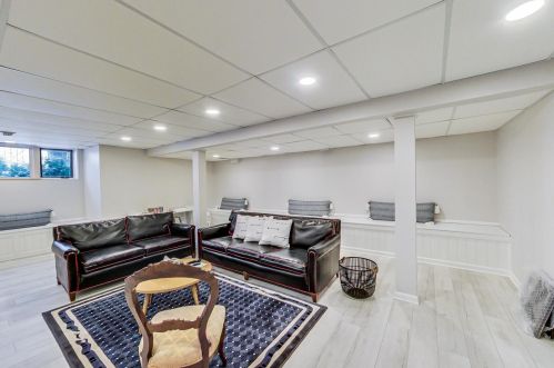 1133 Schubert Ave, Chicago IL 60614-1507 exterior