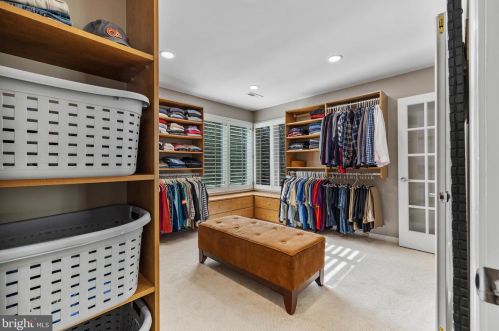 11207 Pavilion Club Ct, Herndon VA exterior