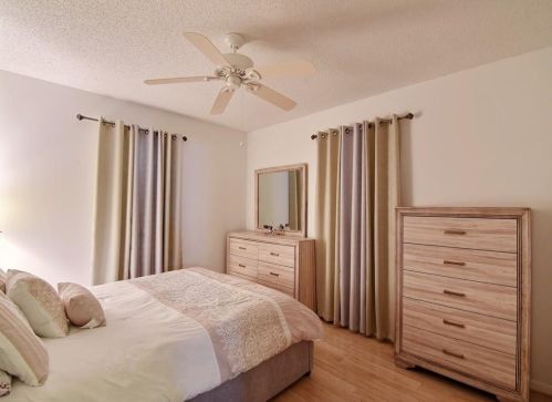 7304 Deland Ave, Fort Pierce FL 34951-1425 exterior