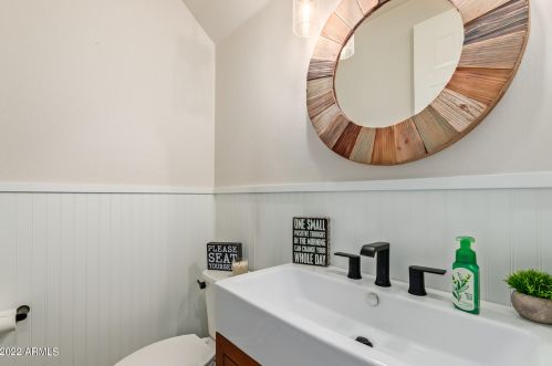 2052 Lantana Dr, Chandler AZ  85286-2170 exterior