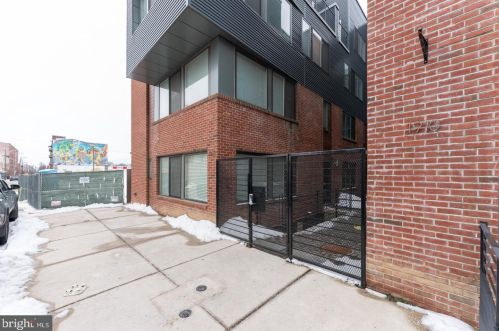 1910 Hagert St, Philadelphia, PA 19125-1209