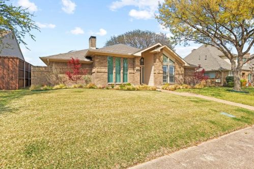 4219 Country Brook Dr, Dallas, TX 75287-5109