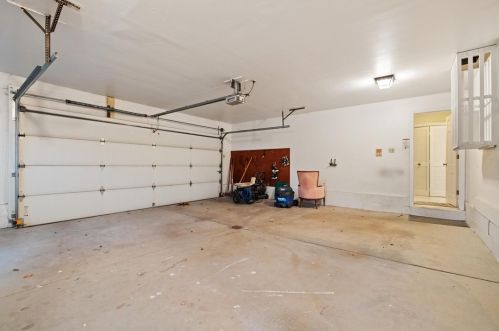 213 Harwick Dr, Pittsburgh PA  15235-5331 exterior