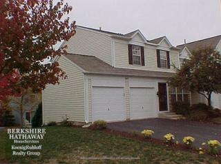 243 Half Moon Cir, Aurora IL  60504-2047 exterior