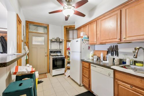 1702 Wolcott Ave, Chicago IL 60636-2126 exterior