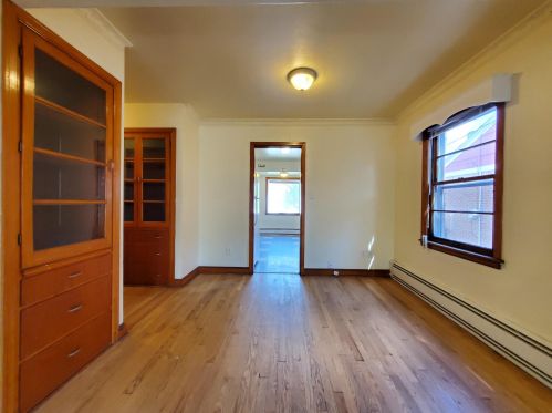 3172 46, Milwaukee WI 53210-2405 exterior