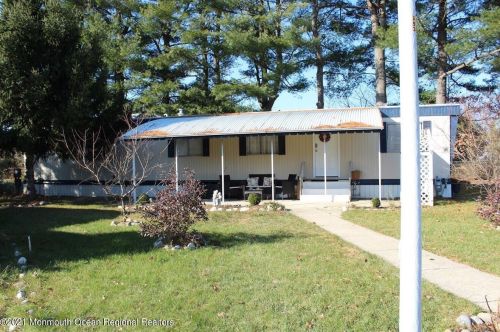 38 Southwind Cir, Jackson Twp, NJ 08527-2820