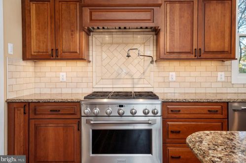 3717 Parke Dr, Edgewater MD 21037-4115 exterior